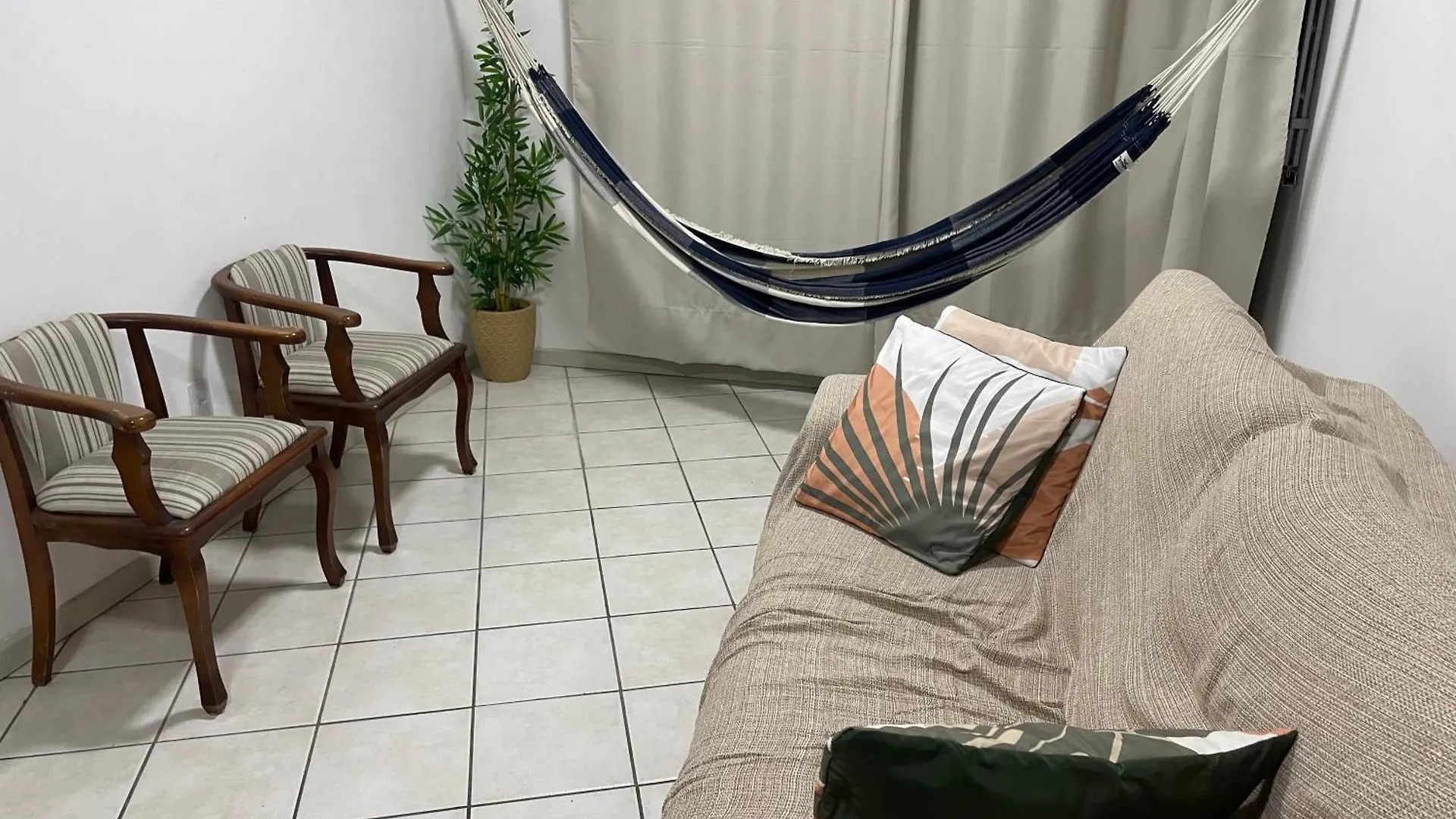 Homestay szállás Quarto Casal Ufsc Bombeiros Apartman Florianópolis
